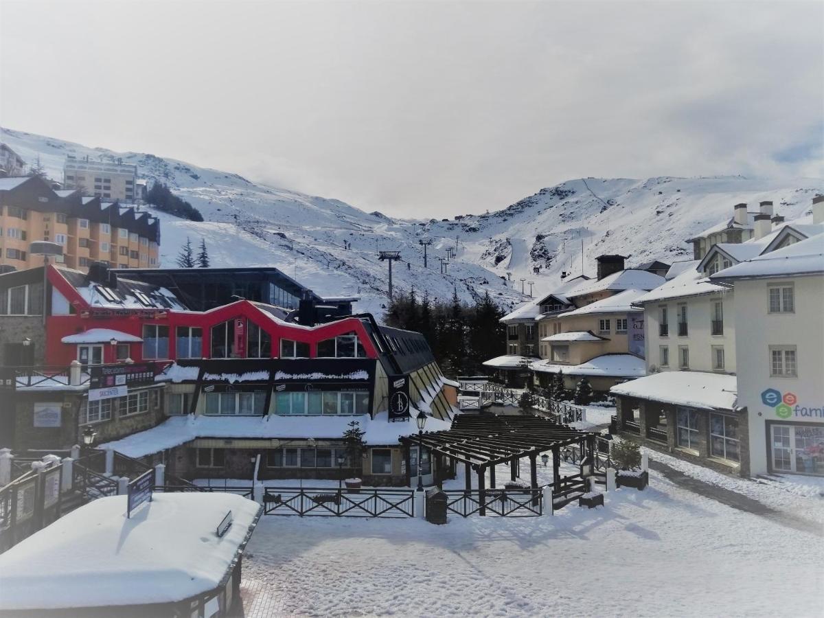 سْييرا نيفادا Todosierranevada Zona Baja -Plaza Principal-Junto A Los Telecabinas المظهر الخارجي الصورة