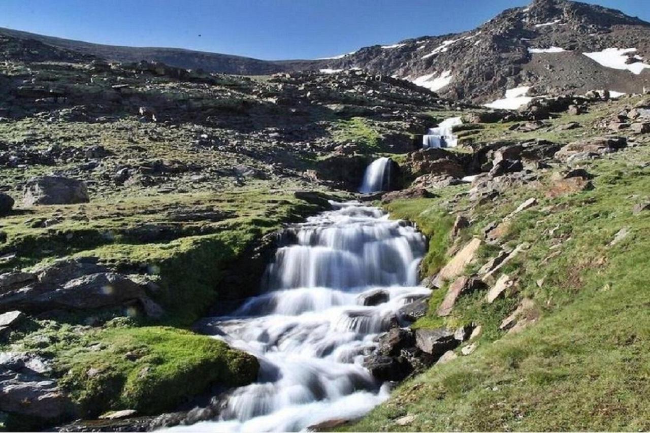 سْييرا نيفادا Todosierranevada Zona Baja -Plaza Principal-Junto A Los Telecabinas المظهر الخارجي الصورة